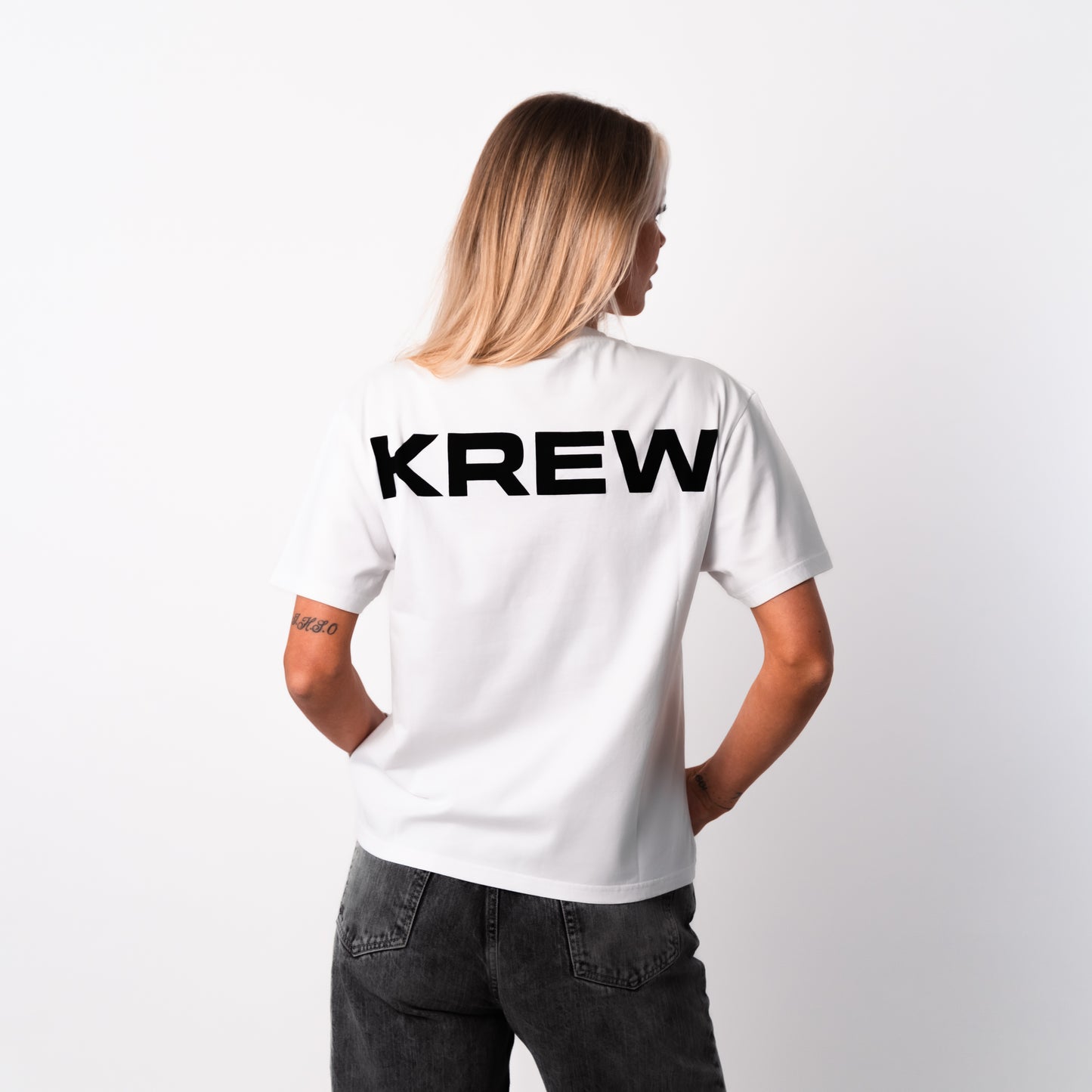 WHITE KREW TEE