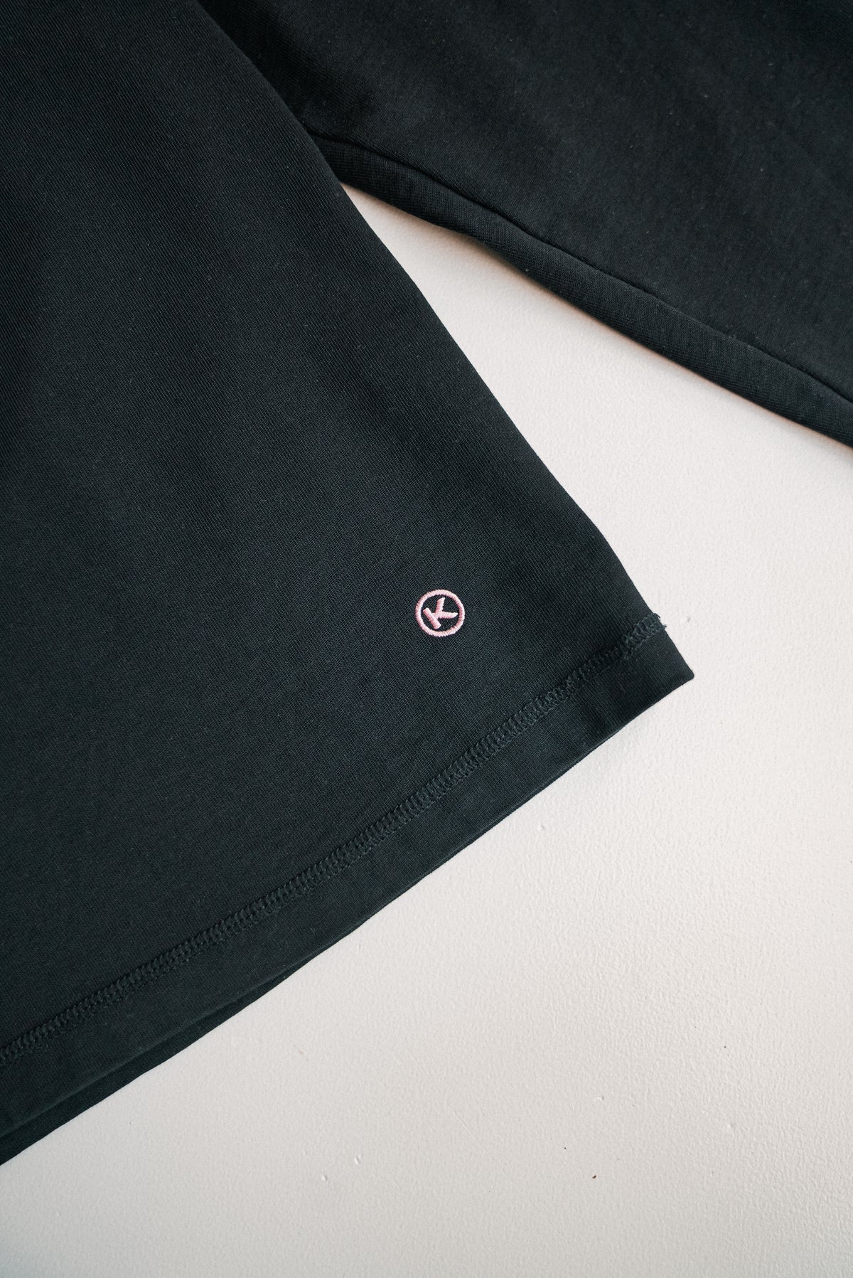 krew long sleeve in black